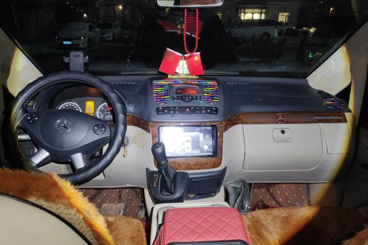 Used Mercedes-Benz Viano 2011 2.5L Navigator Edition