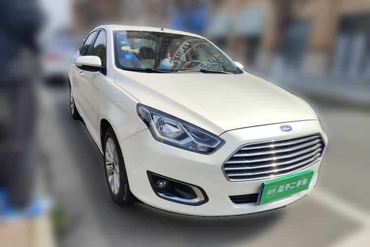 Used Ford Escort 2015 1.5L Automatic Fashion Model