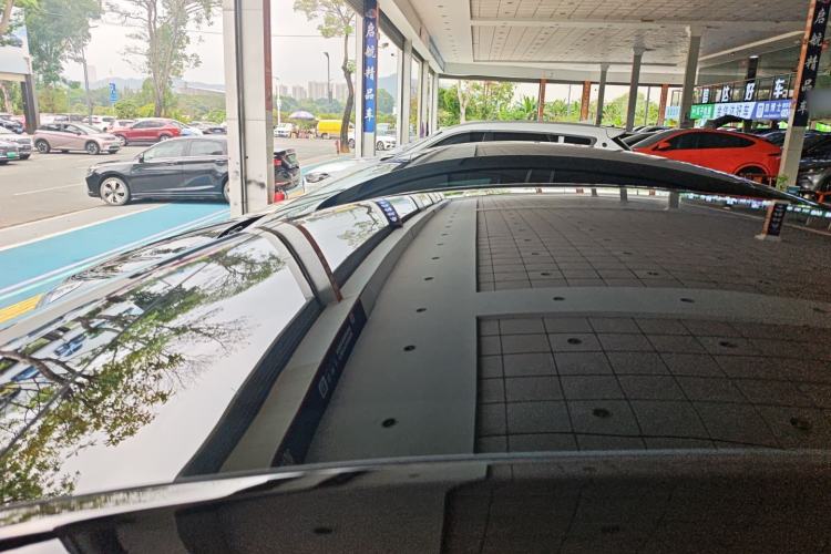 Used Tesla Model Y 2024 Rear-Wheel-Drive Version Roof