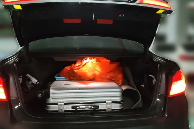 Used BMW 5 Series 2018 Restyled 530Li Leading Edition M Sport Package
