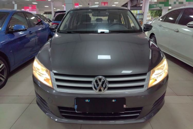 Used Volkswagen Santana 2013 1.6L Automatic Fashion Edition Front