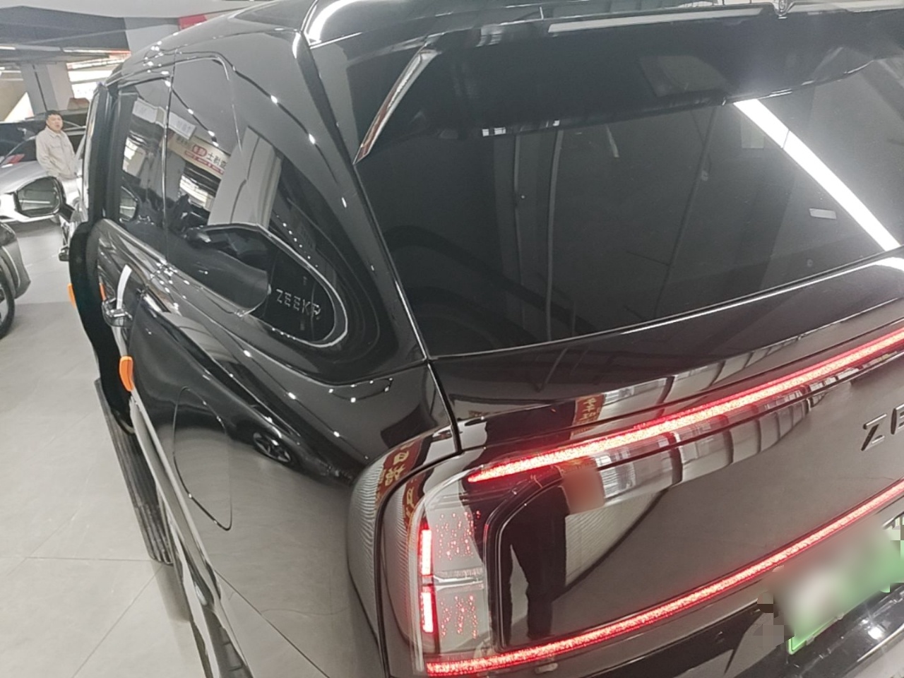 Zeekr 9X 2025 Ultra Edition 70kWh — снимка 4