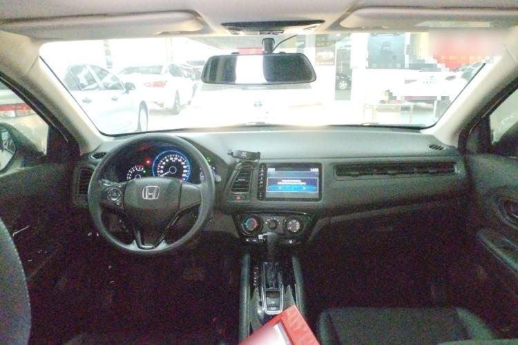 Used Honda Vezel 2020 1.5L CVT Pioneer Edition Center Console