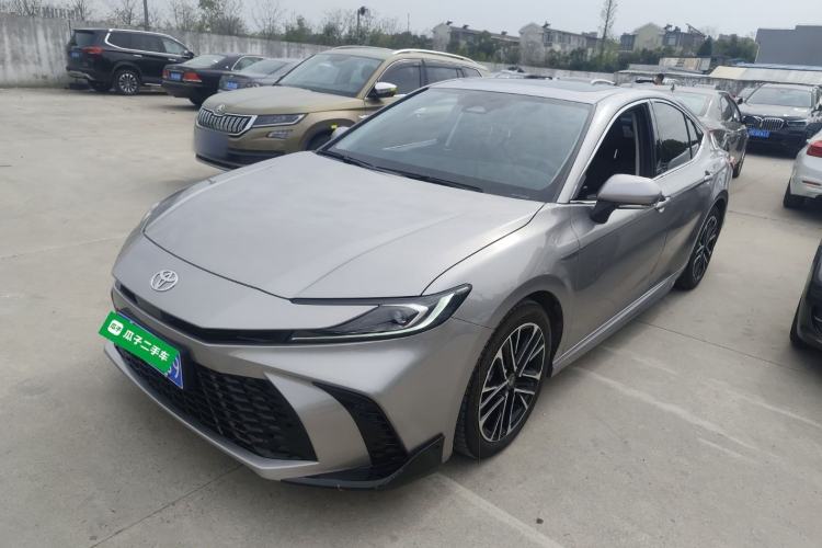 Used Toyota Camry 2026 Model Dual-Engine 2.0HSE Sport Lite Edition