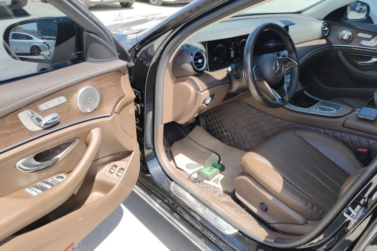 Used Mercedes-Benz E-Class New Energy 2023 E 350 e L Plug-in Hybrid Sedan Driver Seat