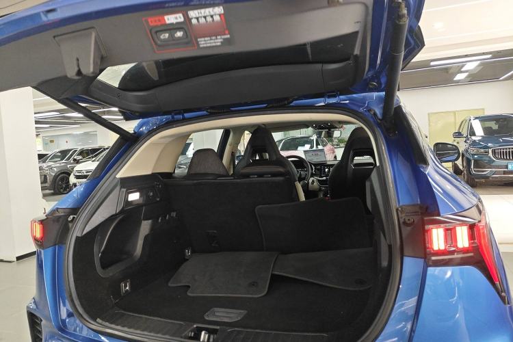 Used Lynk & Co 06 EM-P 2020 PHEV Plus
