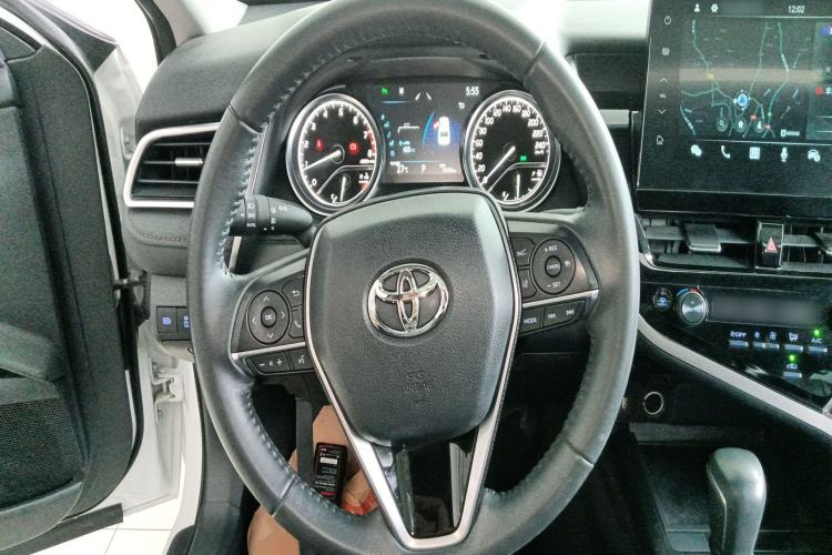 Used Toyota Camry 2021 2.0G Luxury Edition Steering Wheel