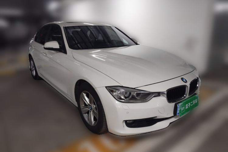 Used BMW 3 Series 2015 320i Fashion Model
