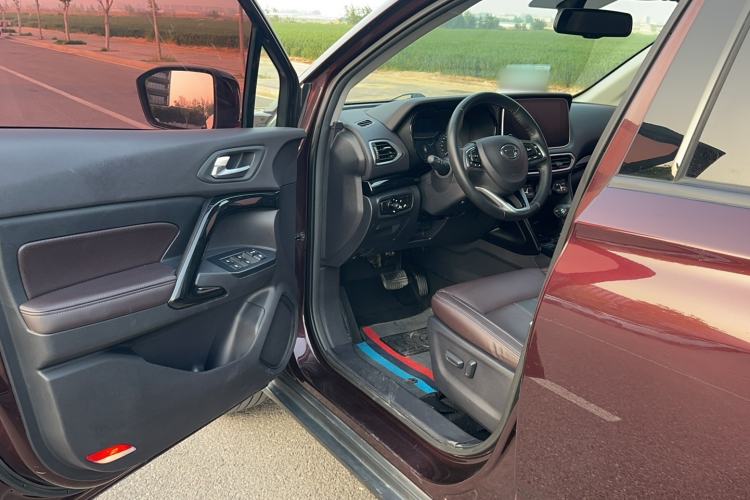 Used GAC Trumpchi GS4 2018 235T Automatic Two-Wheel-Drive Supreme Edition Driver Seat