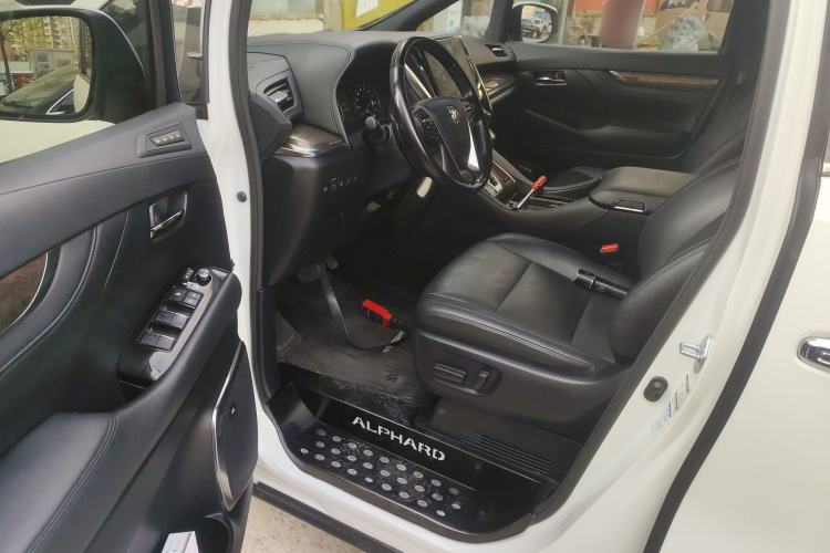 Used Toyota Alphard 2021 Dual-Engine 2.5L Prestige Edition