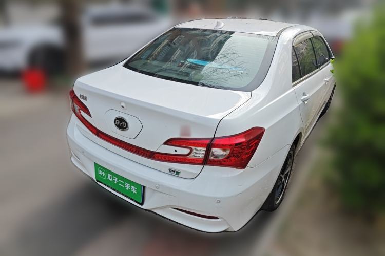 Used BYD Qin New Energy 2014 1.5T Flagship Model Rear Right 45 Deg