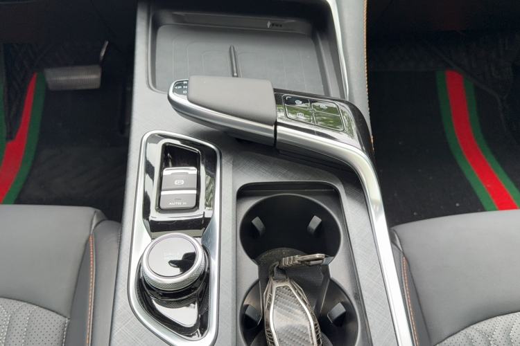 Used CHANGAN UNI-T 2022 1.5T Prestige Version Interior 1