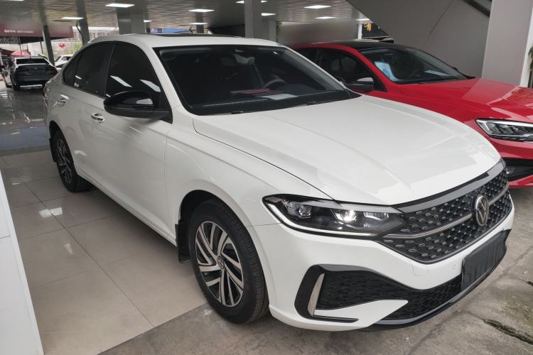 Used Volkswagen Lavida 2024 300TSI DSG Starry Sky Leading Edition Front Right 45 Deg