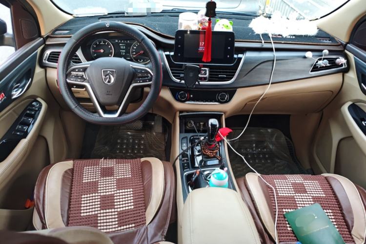 Used Baojun 730 2017 1.8L iAMT Prestige Version 7 Seats