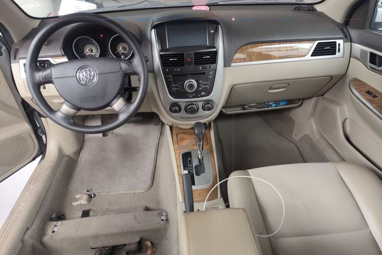 Used Buick Excelle 2015 1.5L Automatic Classic Model
