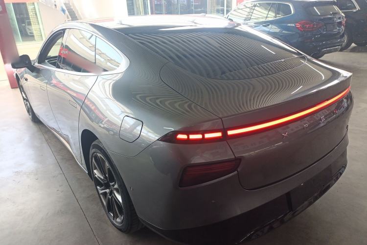 Used XPeng P7 2020 670N Rear Left 45 Deg