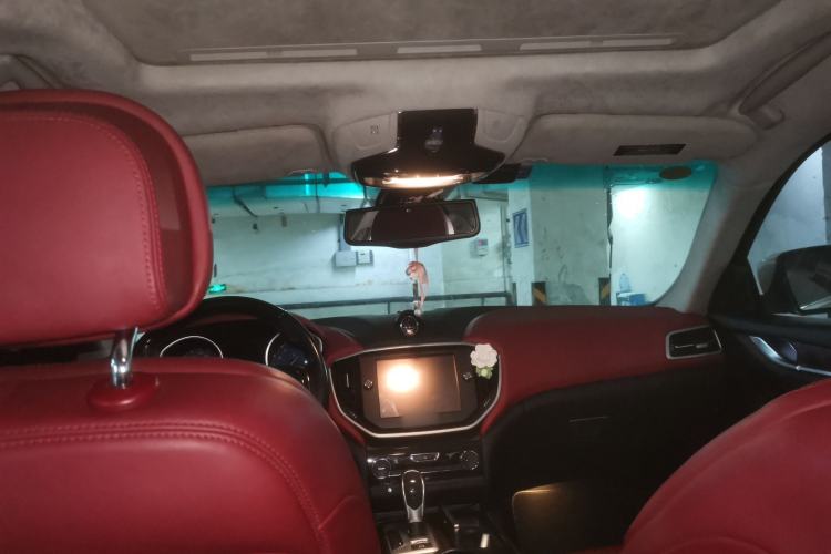 Used Maserati Ghibli 2014 3.0T Standard Edition Headliner