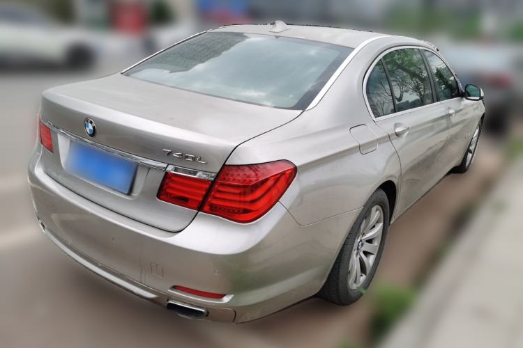 Used BMW 7 Series 2009 740Li Leading Model Rear Right 45 Deg