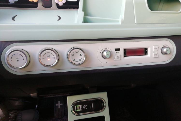 Used Wuling Hongguang MINIEV 2021 Macaron Premium Model – Lithium Iron Phosphate