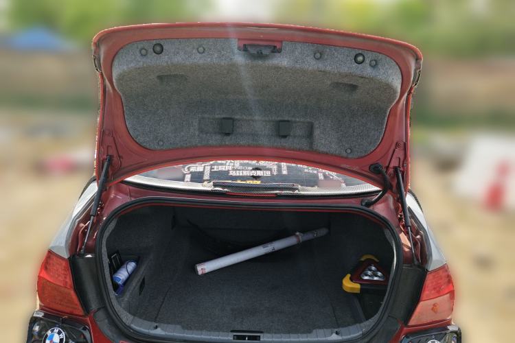 Used BMW 3 Series 2010 325i Sport Edition Trunk