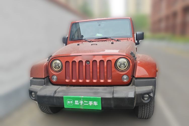 Used Jeep Wrangler 2014 2.8TD Sahara Four-Door Edition Front