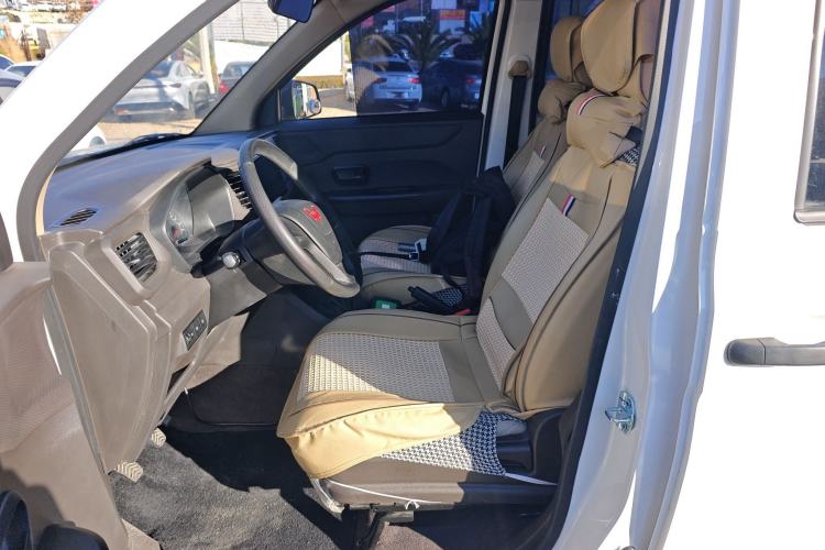 Used Wuling Hongguang V 2022 1.5L Jingqu Edition Electric-Assist LAR