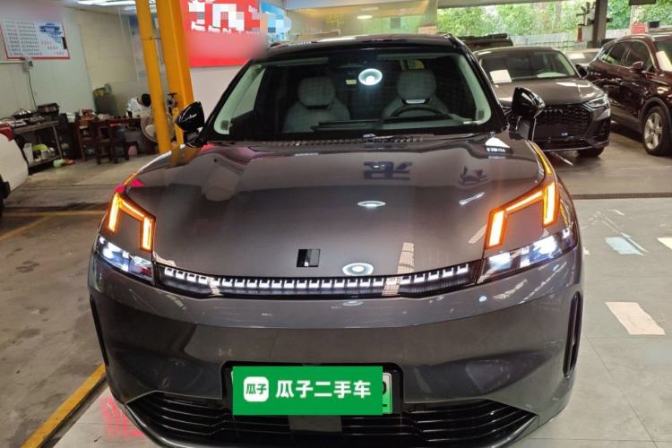 Used Lynk & Co 08 EM-P 2023 220km All-Wheel-Drive Performance Halo
