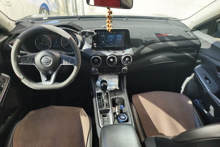 Used Nissan Sylphy 2022 1.6L XL CVT Enjoyment Edition Center Console