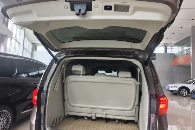 Used Buick GL8 2018 28T Luxury Model China VI Standard
