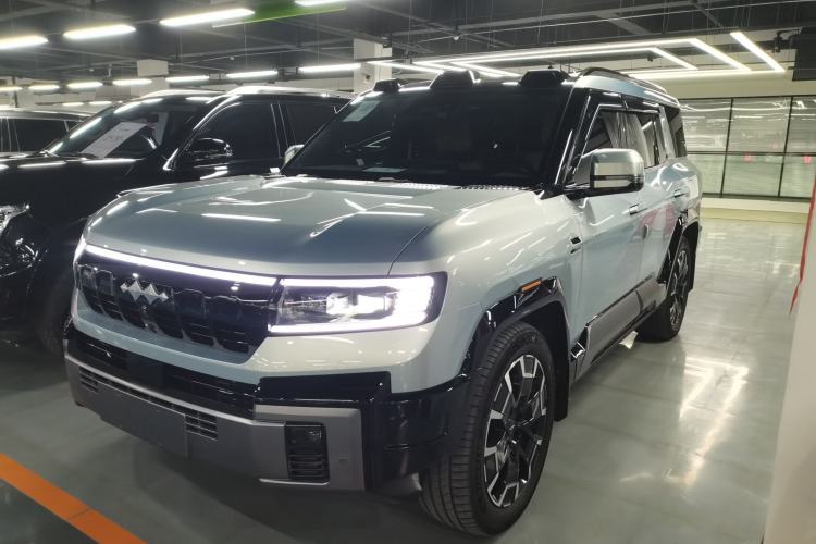 Used Formula Leopard 8 2025 Smart & Brave Flagship Edition 6 Seats