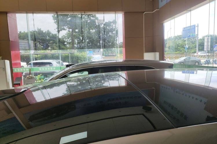 Used Li Auto L8 2024 Ultra Model
