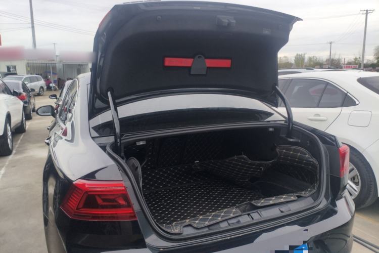 Used Volkswagen Magotan 2020 330TSI DSG Luxury Edition Trunk