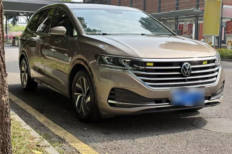 Used Volkswagen Viloran 2020 330TSI Luxury Edition Exterior 5