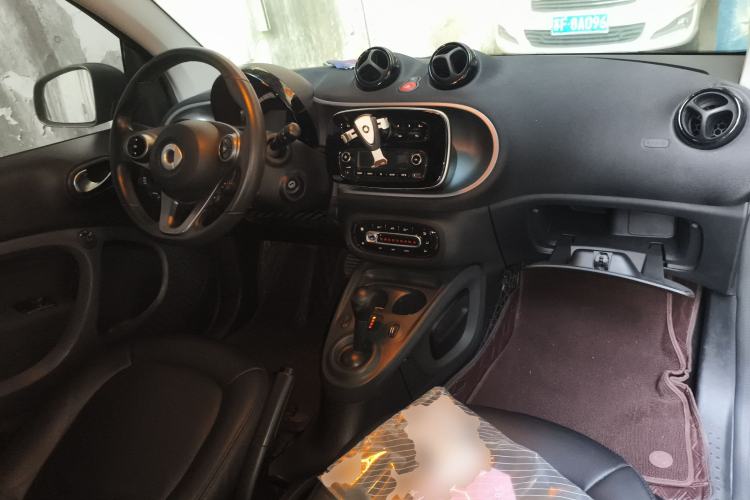 Used smart fortwo 2015 1.0L 52 kW Hardtop Passion Edition
