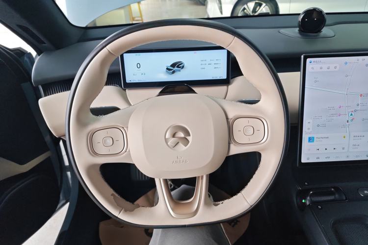 Used Nio ET5T 2023 75 kWh Touring Steering Wheel