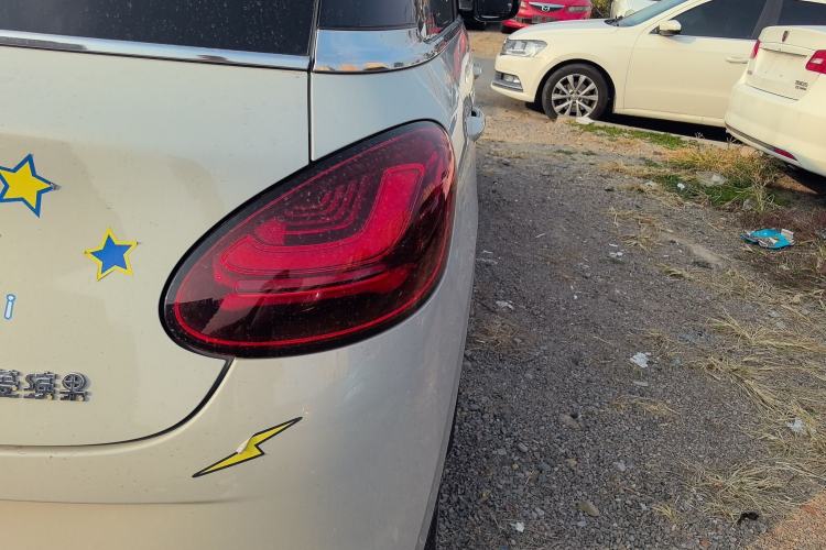 Used Wuling Bingo 2023 333 km Enjoyment Version Right Rear Taillight