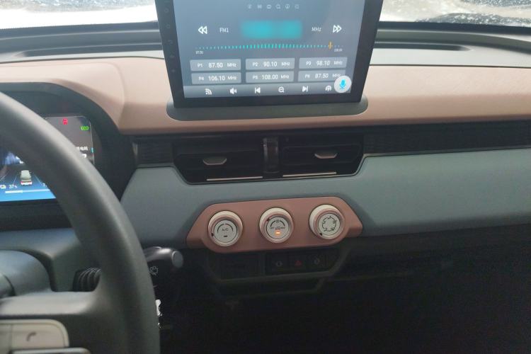 Used Chery QQ Ice Cream 2024 Edition Youth Version 205km Sundae