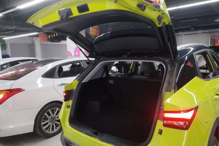 Used Wuling Alvez 2022 1.5T CVT Trendy & Cool Edition