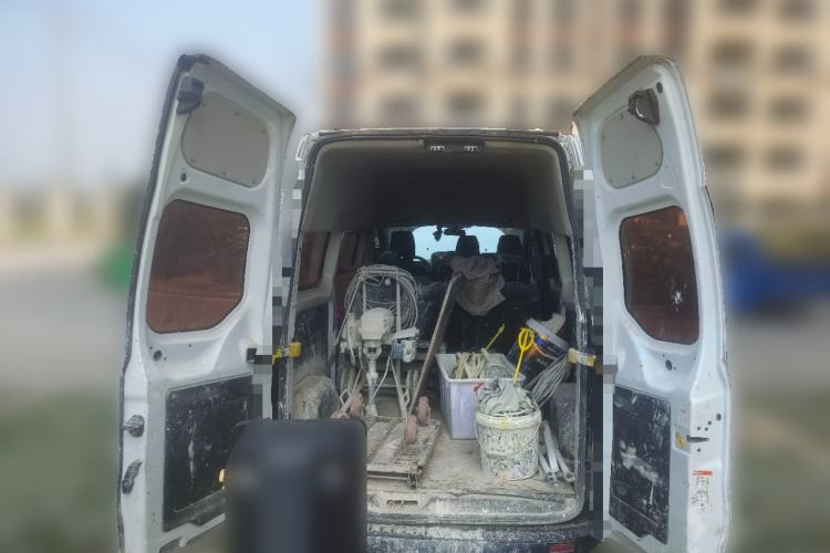 Used Ford Transit 2017 2.0T Diesel Multi-Function Commercial Vehicle Mid-Drive Mid-Roof China V Standard