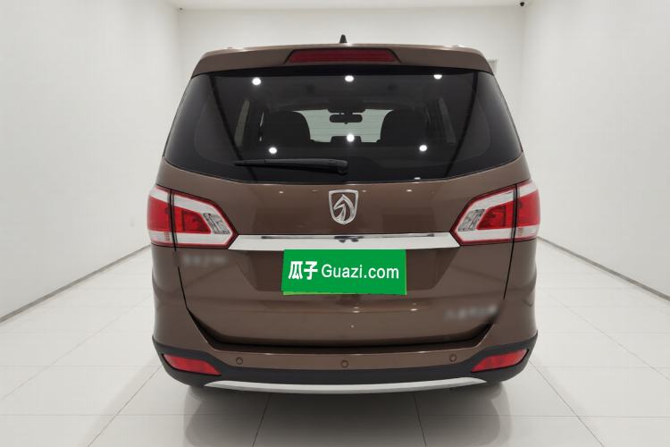 Used Baojun 730 2014 1.5L Manual Luxury Navigation ESP Version 7 Seats Exterior 4