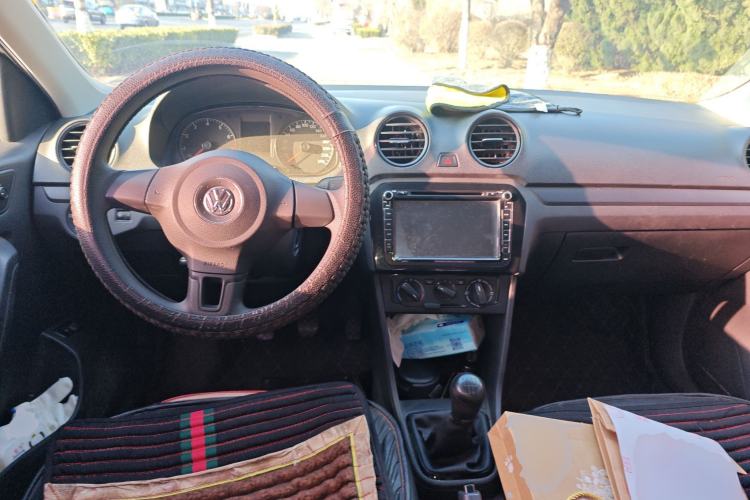 Used Volkswagen Jetta 2015 Value Edition 1.6L Manual Fashionable Style
