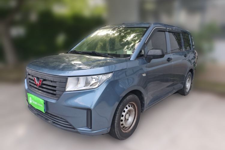 Used Wuling Hongguang PLUS 2020 1.5L Manual Standard Edition 5 Seats