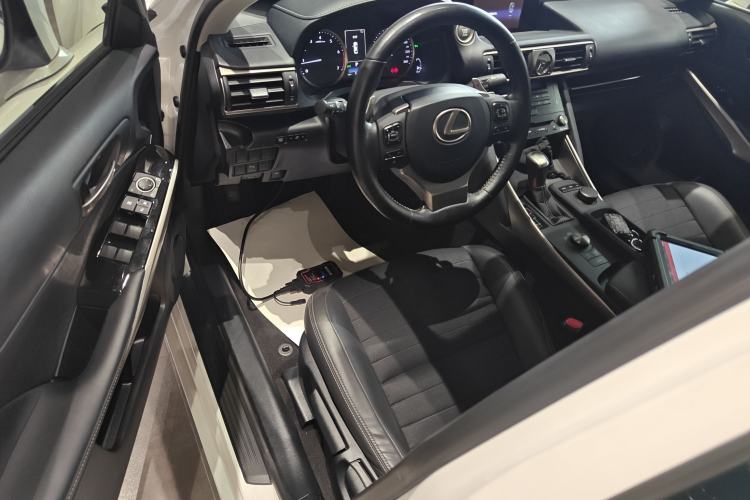 Used Lexus IS 2017 300 Leading Edition