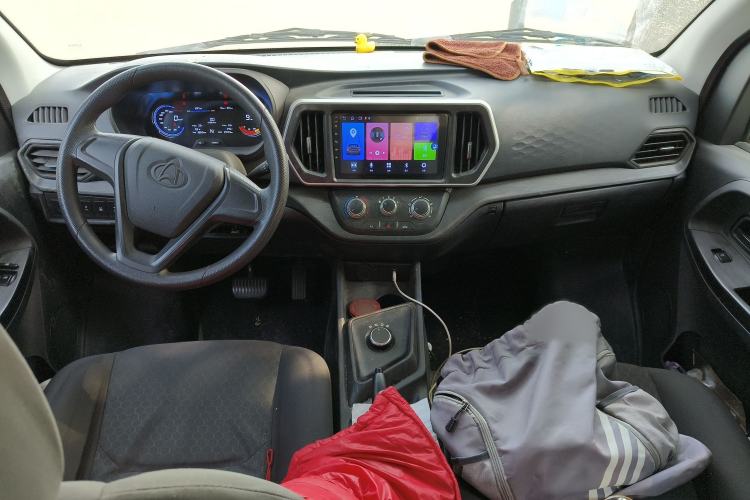 Used Chana Ruixing EM80 2025 Passenger Version Comfort Edition 6-Seater 300 km Dual-Swing Doors