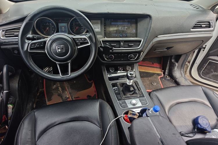 Used Zotye T600 2016 Sports Edition 1.5T Manual Luxury Model Center Console