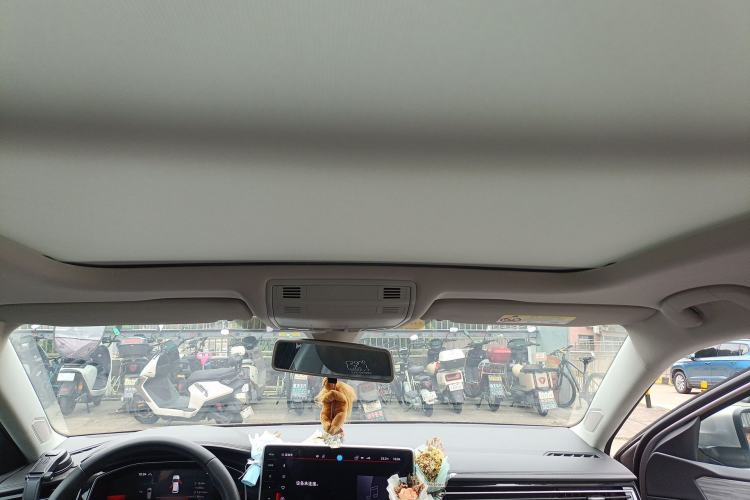 Used Volkswagen Sagitar 2023 300TSI DSG Excellence Edition Headliner