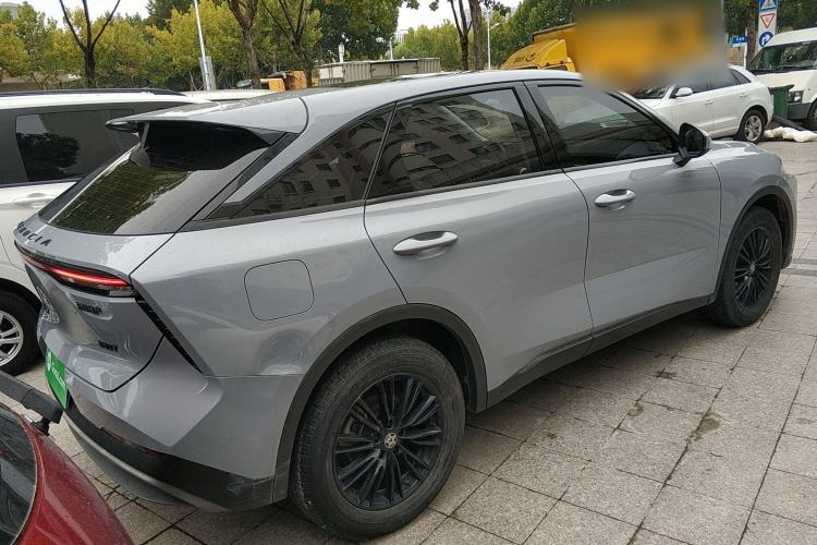 Used Venucia V 2021 260T Idol Edition