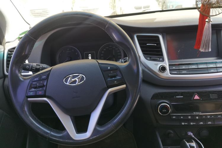 Used Hyundai Tucson 2015 1.6T Dual-Clutch Two-Wheel-Drive Smart Model