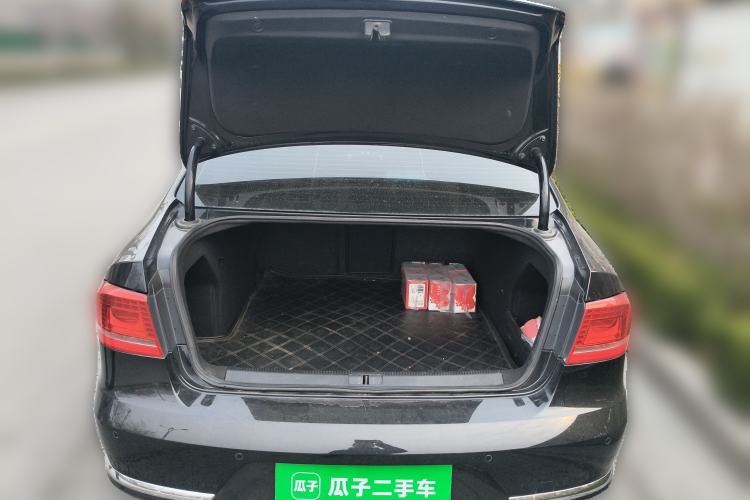 Used Volkswagen Magotan 2012 Facelift 2.0 TSI Prestige Model
