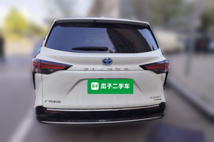 Used Toyota SIENNA 2021 2.5L Hybrid Platinum Edition

